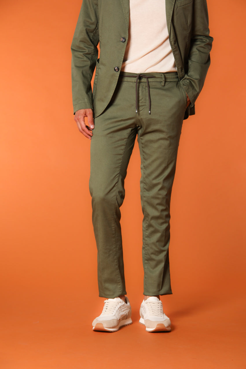 Milano Jogger pantalone chino jogger uomo in cotone e tencel extra slim fit
