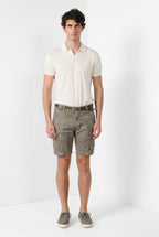 Dettaglio gamba bermuda cargo uomo Chile Mason's salvia in twill SS26