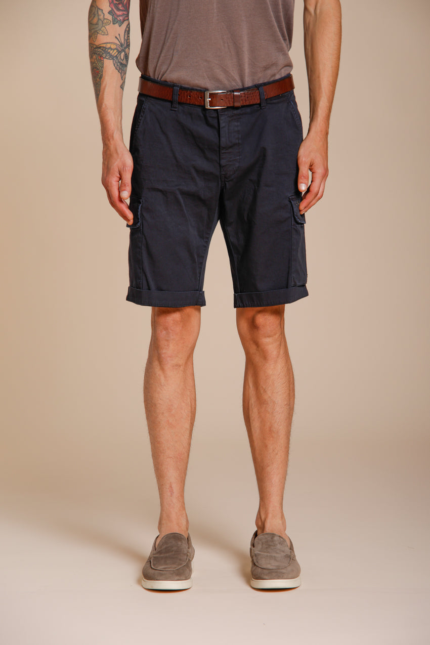 Chile Bermuda Cargo Herren aus Stretch-Satin slim fit ①