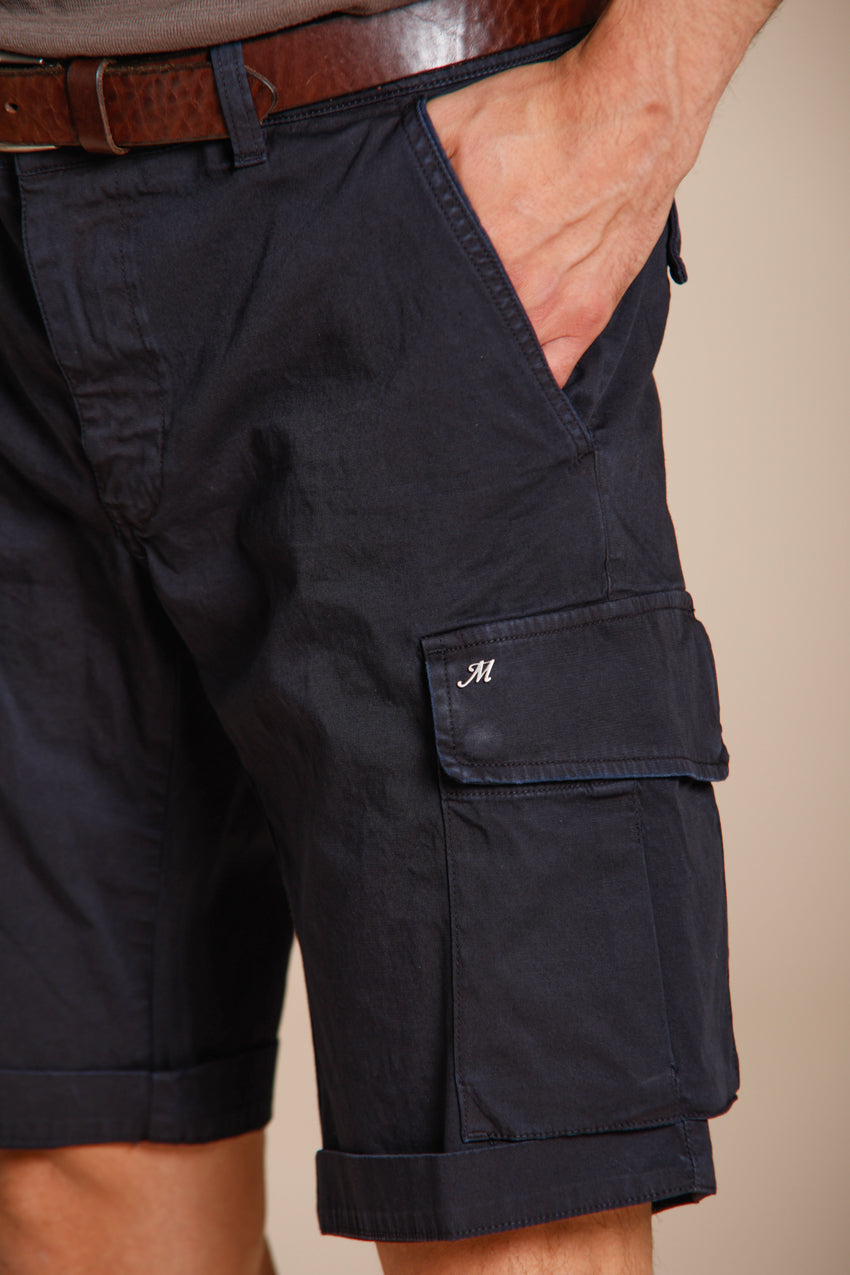 Chile Bermuda Cargo Herren aus Stretch-Satin slim fit ①