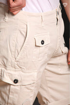 George Coolpocket Herren-Cargo-Bermuda aus Stretch-Satin logo edition Carrot Fit ①