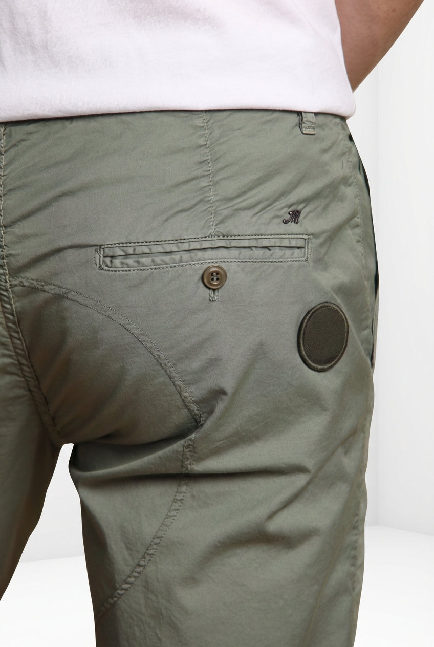 John Coolkhinos bermuda chino uomo in cotone pima logo edition carrot fit ①
