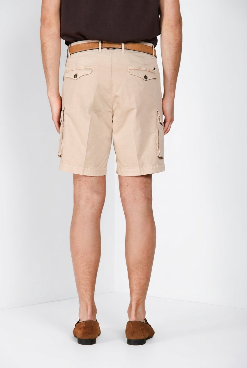 Dettaglio bermuda cargo Mason's uomo beige medio in gabardina stretch SS26