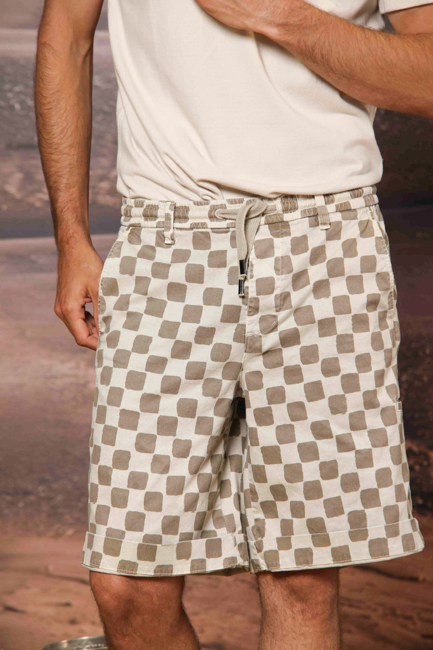 Khinos M74 Herren-Chino-Bermuda aus elastischer Baumwoll-Seiden-Gabardine mit Damier-Muster Relaxed Fit