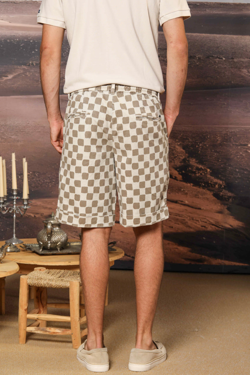 Khinos M74 Herren-Chino-Bermuda aus elastischer Baumwoll-Seiden-Gabardine mit Damier-Muster Relaxed Fit