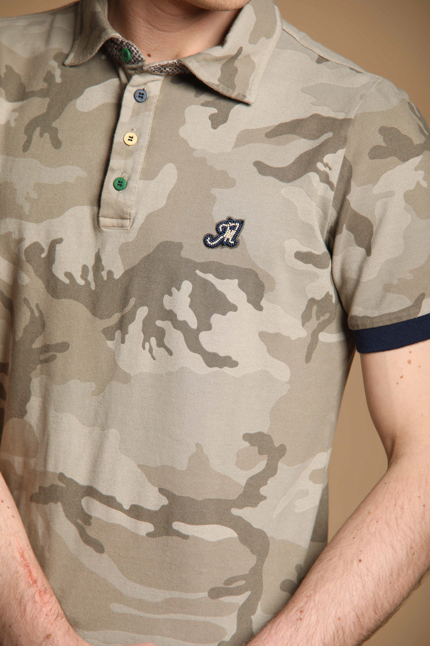 Print Herren-Poloshirt aus Piqué mit Camouflage-Muster