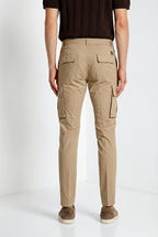 Dettaglio gamba pantalone cargo uomo Chile Jogger Mason's kaki in cotone SS26