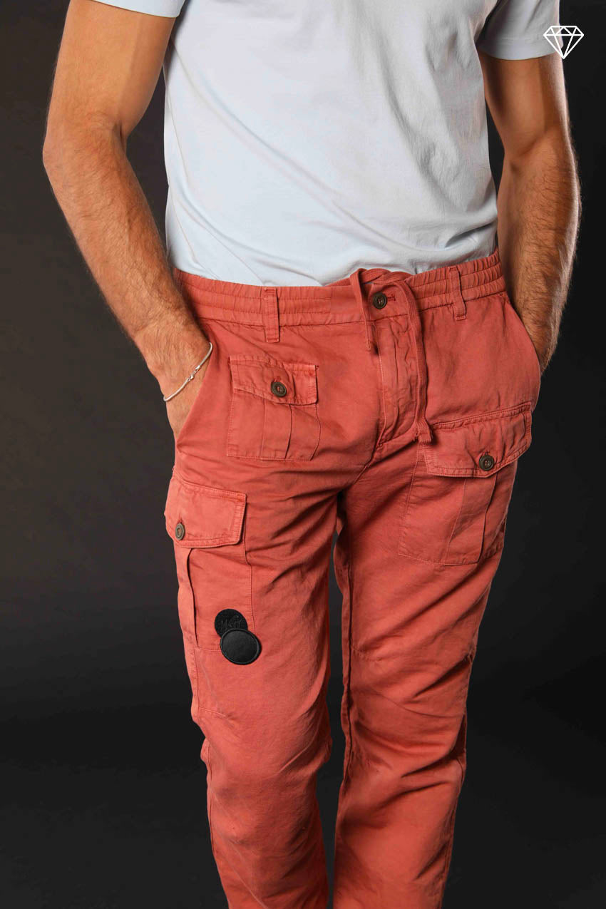 George Elax Herren-Cargohose aus Baumwolle-Hanf-Mischung logo edition Carrot Fit ①