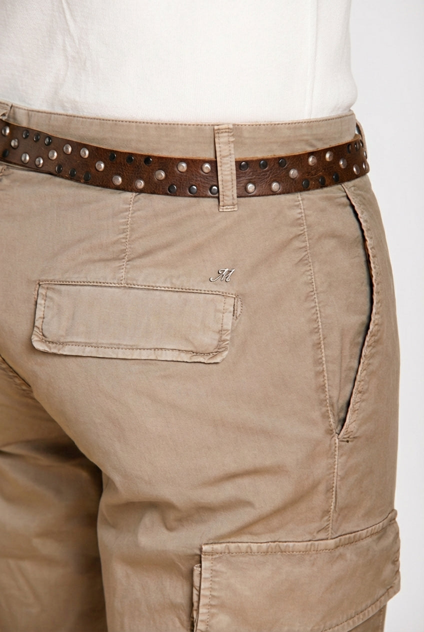 Dettaglio tasca cargo pantalone cargo uomo Chile Mason's tortora in gabardina stretch SS26