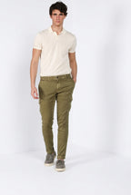 Dettaglio gamba pantalone cargo uomo Chile delamere Mason's rosmarino in twill SS26