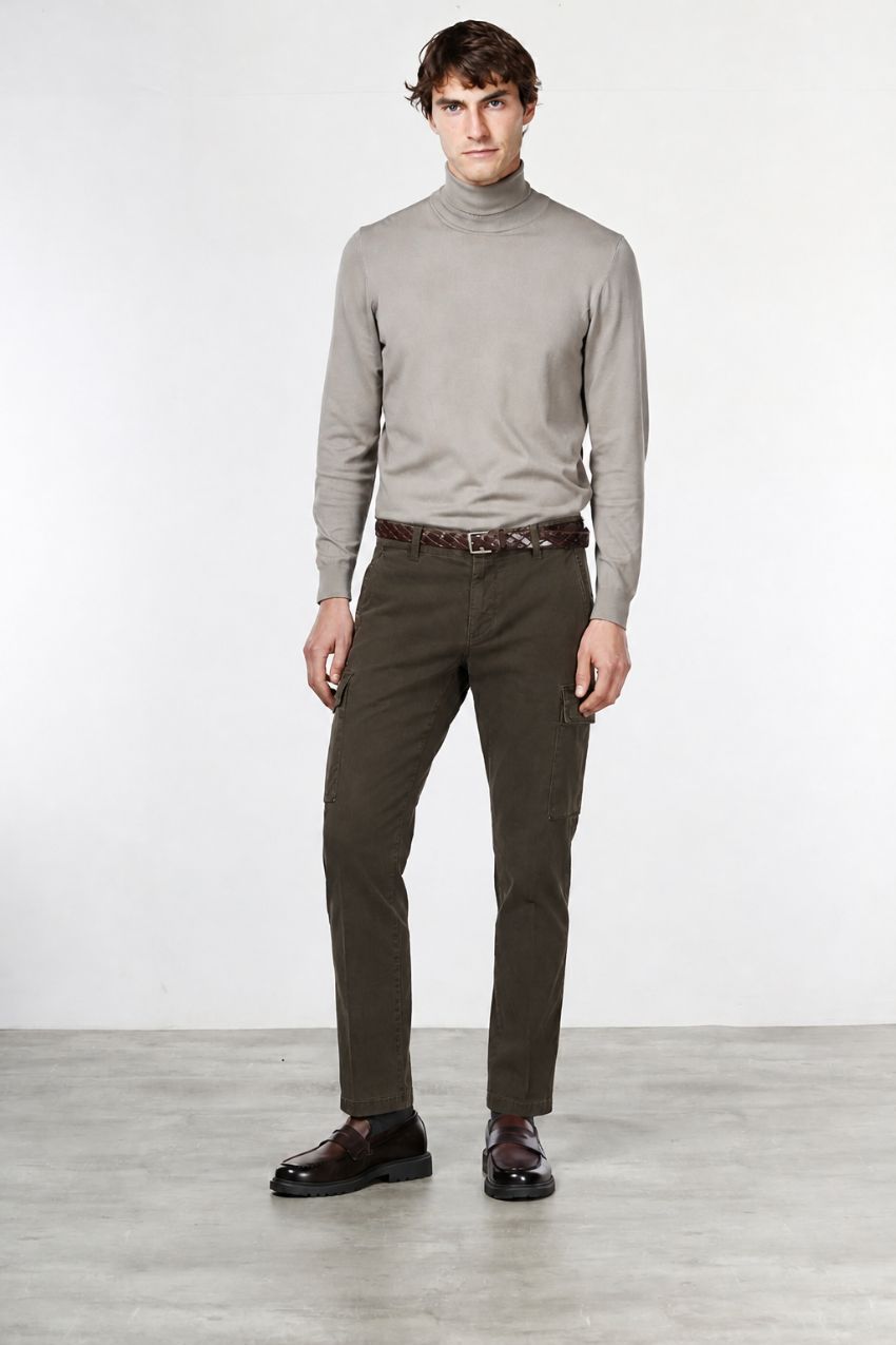 Pantalón cargo Chile para hombre en gabardina stretch extra slim fit ①