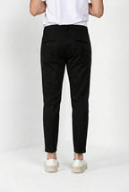 John Coolkhinos pantalone chino uomo in raso stretch Logo Edition carrot fit ①