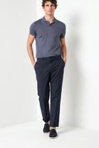 Madison M74 pantalón chino hombre en twill ligero stretch carrot fit