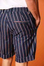 Milano Jogger Bermuda Chino Herren in Denim mit roten Streifen Slim Fit