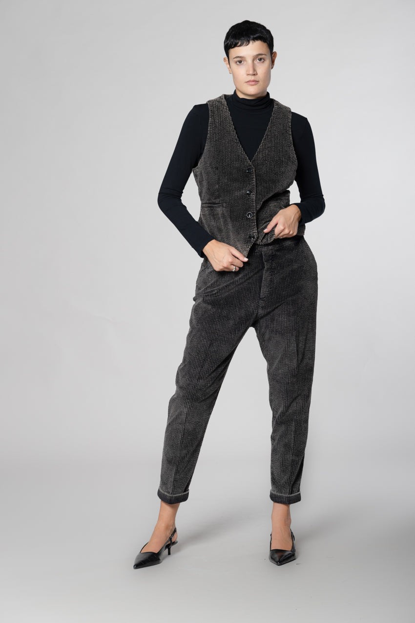 Ellen Damenweste aus Breitcord