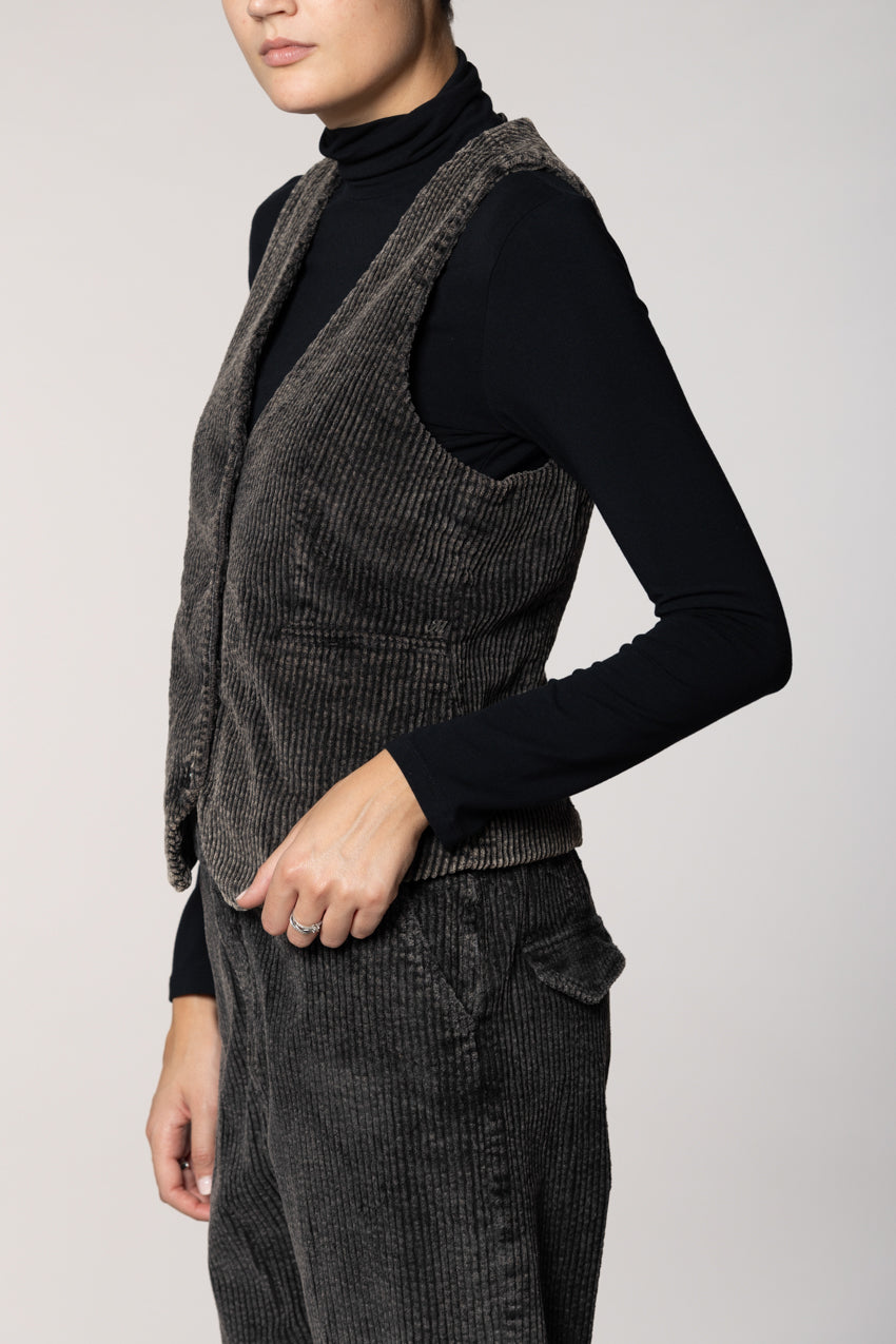 Ellen Damenweste aus Breitcord