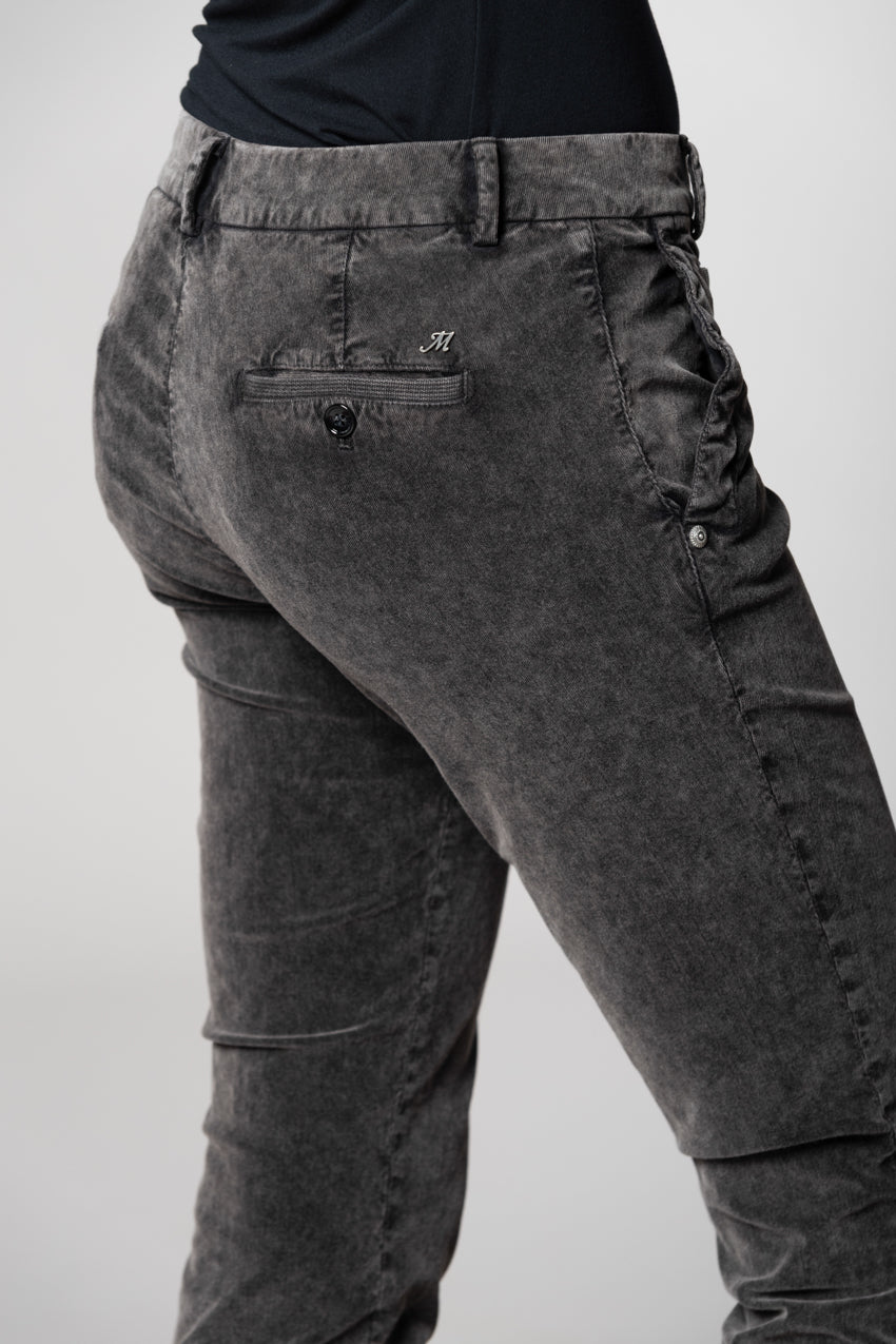 Jaqueline Archivio Damen-Chinohose aus 1000-Rippen-Samt Slim Fit