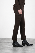 Chile City women’s cargo pants in technical jersey with slim fit
