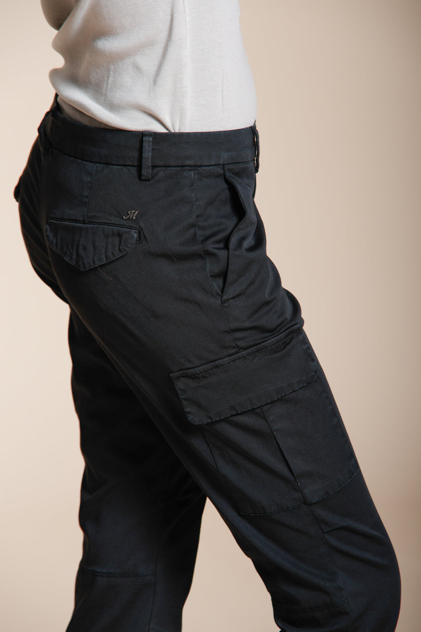 Dettaglio tasca cargo pantalone cargo donna Chile City Mason's nero in gabardina stretch SS26