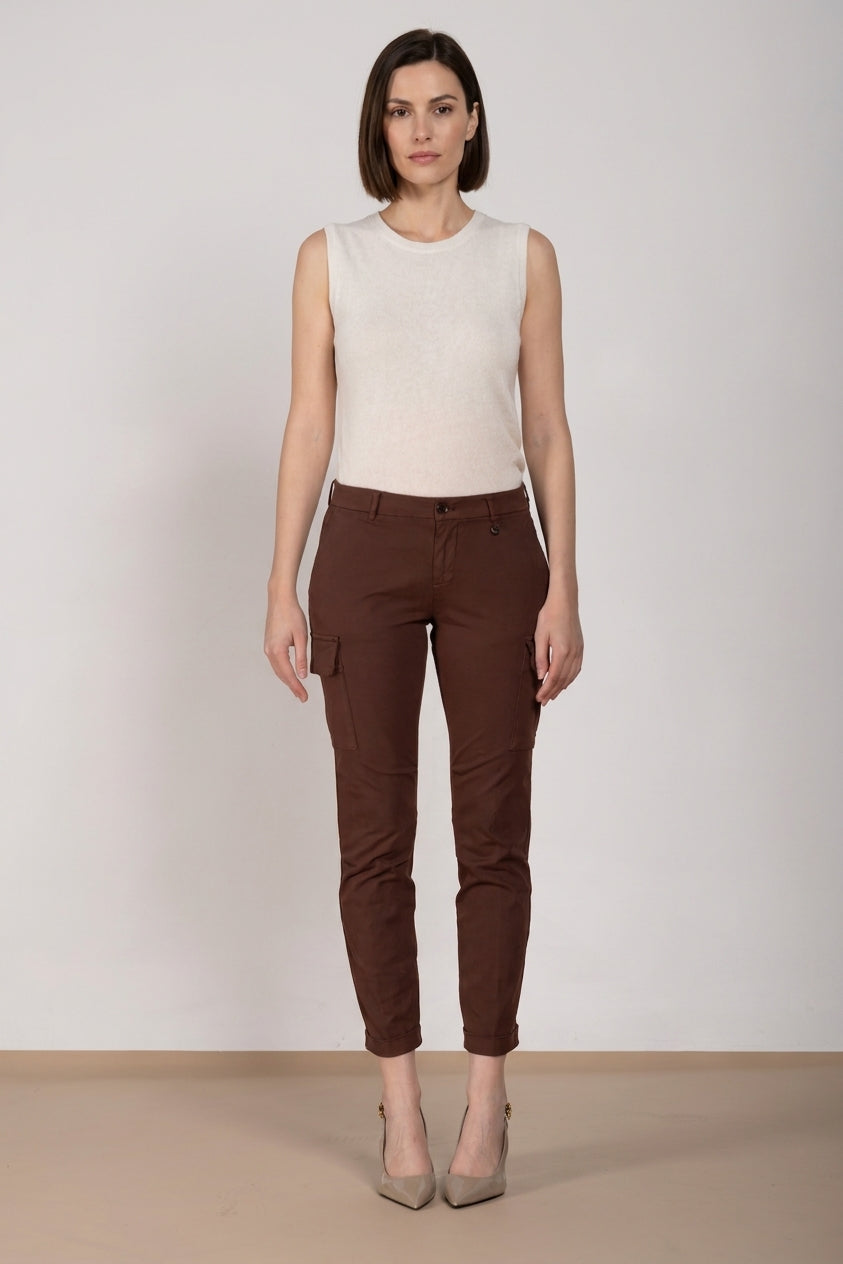 Chile City pantalon cargo femme en gabardine stretch slim fit