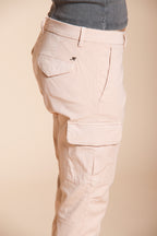 Dettaglio vita e tasche cargo pantalone cargo donna Chile City Mason's rosa in gabardina stretch SS26