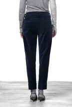 New York Carrot pantalone chino donna in velluto liscio carrot fit ①