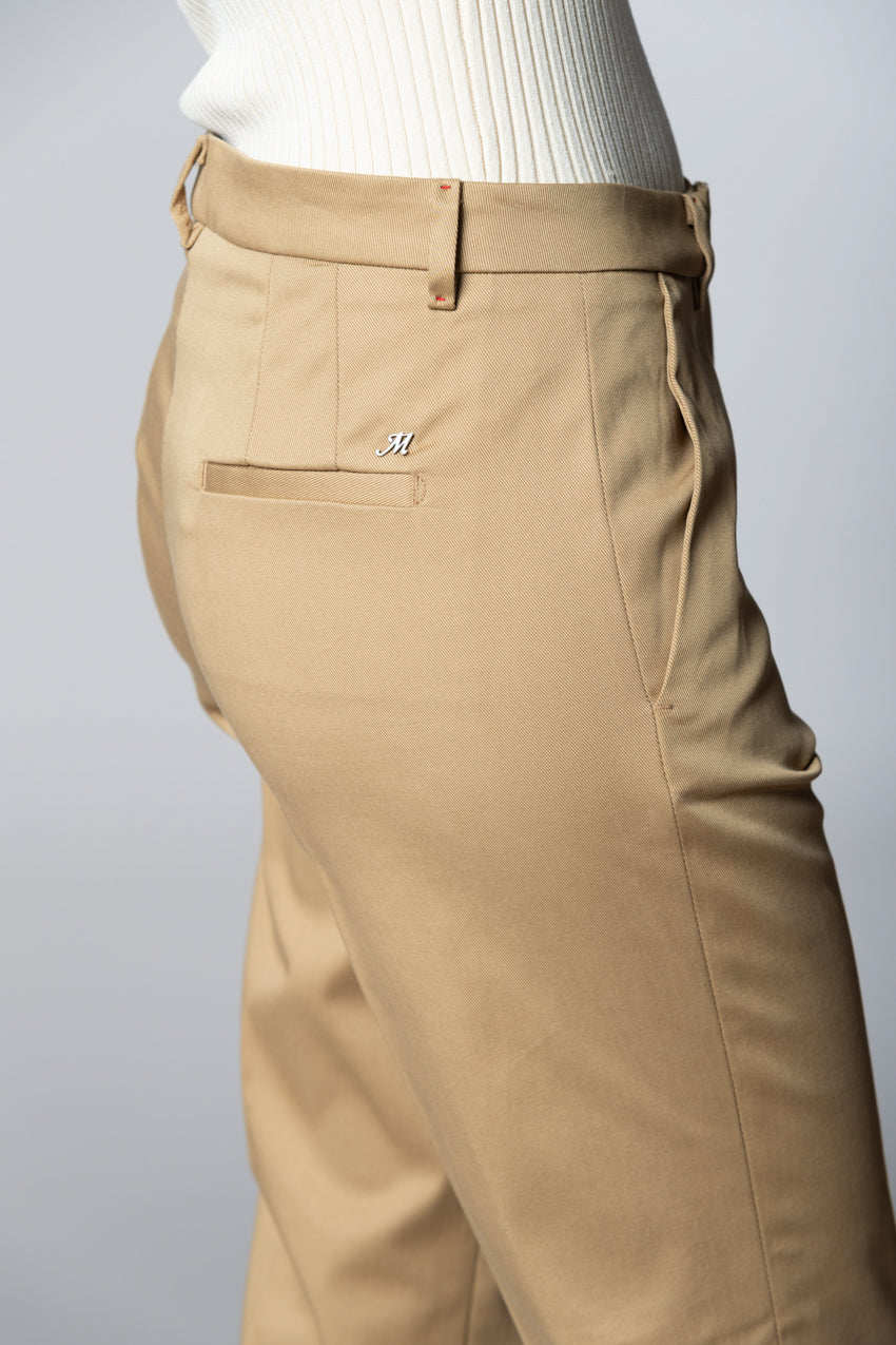 New York Carrot Damen-Chinohose aus Gabardine Carrot Fit