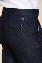 Dettaglio denim blu navy - pantalone chino donna New York Carrot Mason's blu navy in denim SS26