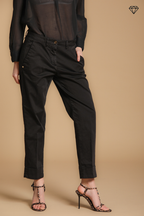 New York Damen Chino Hose aus Stretch-Satin im Carrot Fit ①