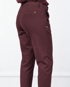 New York Carrot women’s chino pants in satin with carrot fit ①