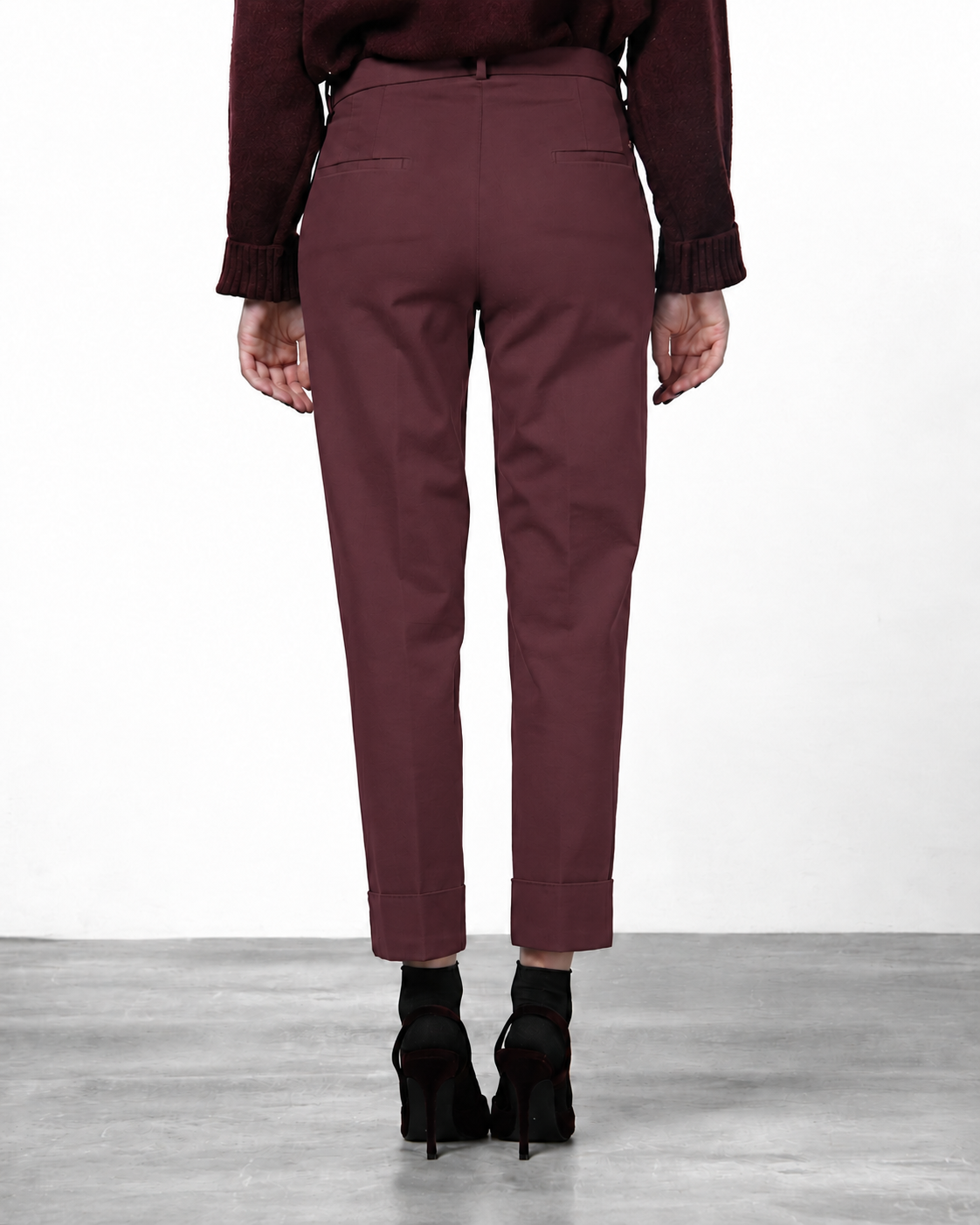 New York Carrot pantalón chino de mujer en raso carrot fit ①