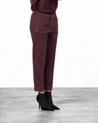 New York Carrot women’s chino pants in satin with carrot fit ①
