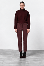 New York Carrot women’s chino pants in satin with carrot fit ①