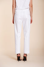 New York Carrot Hose Chino Damen aus Stretch-Satin carrot fit ①