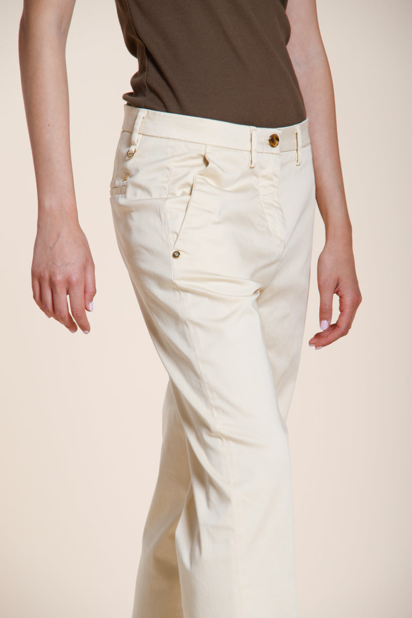 New York Carrot pantalone chino donna in raso stretch carrot fit ①