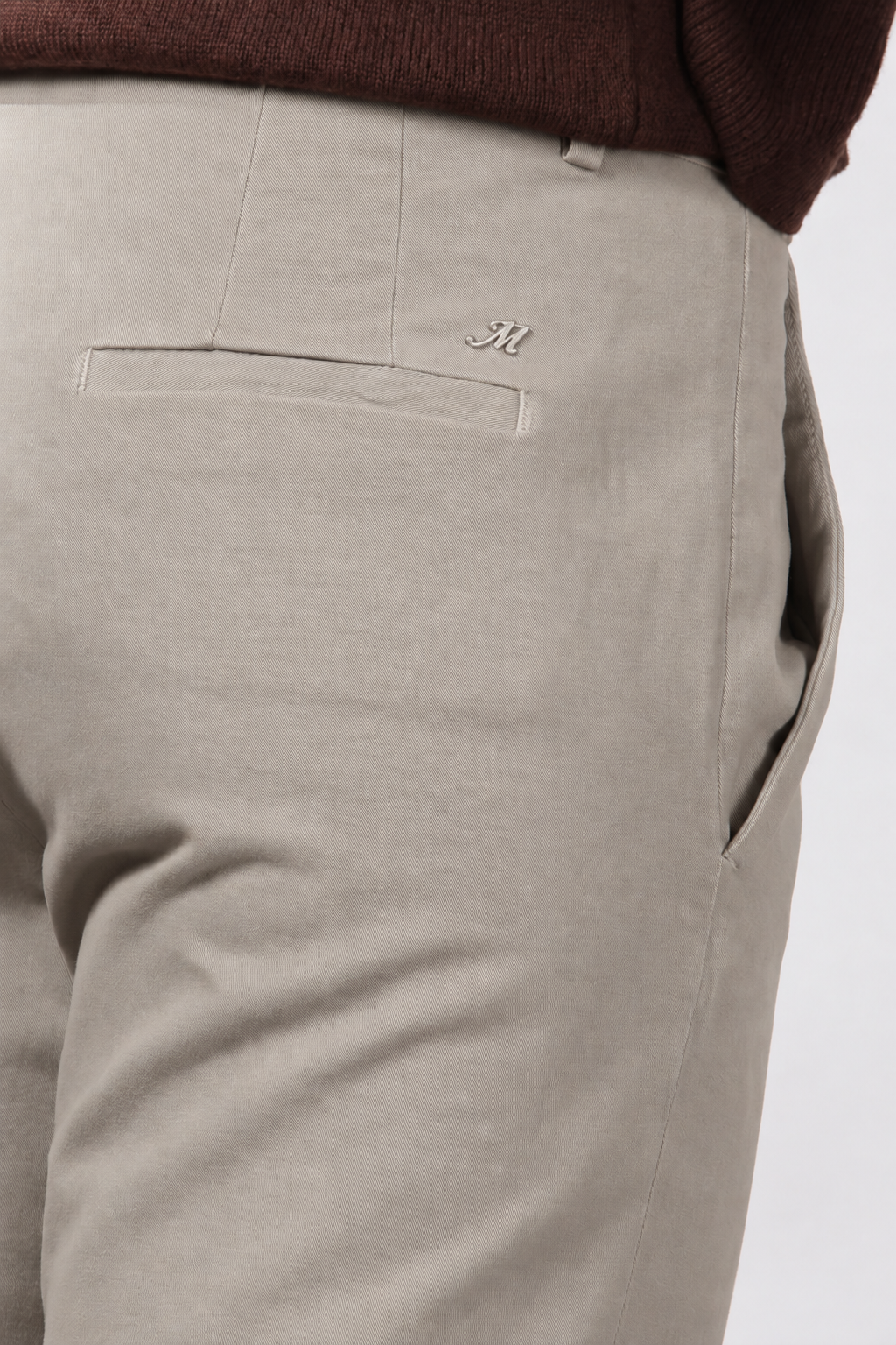 New York Carrot pantalone chino donna in gabardina cotone e lana carrot fit ①