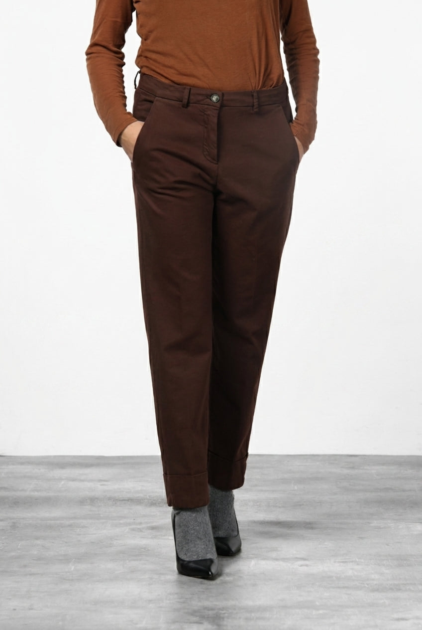 New York Carrot pantalone chino donna in gabardina cotone e lana carrot fit ①