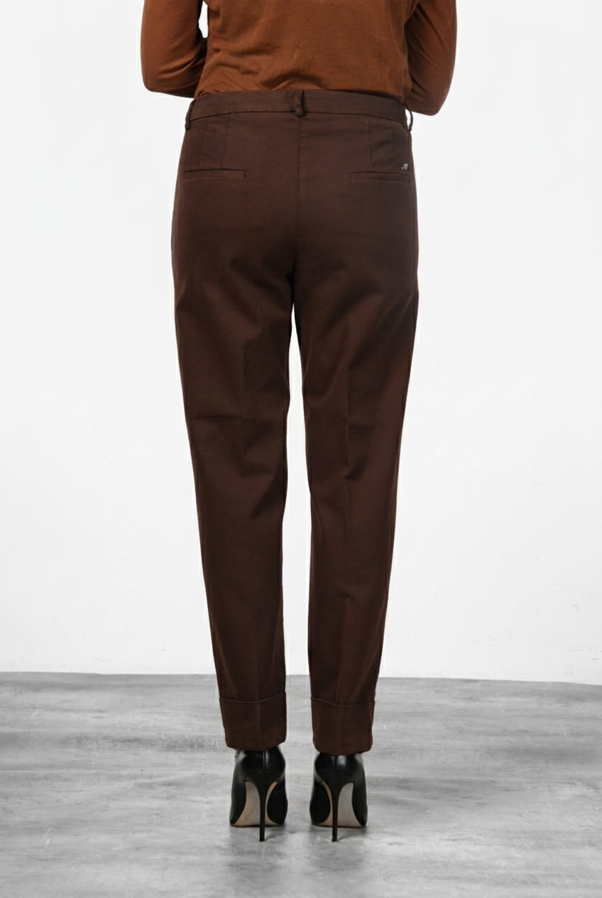 New York Carrot pantalone chino donna in gabardina cotone e lana carrot fit ①