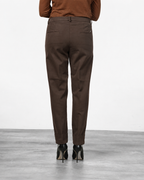 New York Carrot women’s chino pants in cotton and wool gabardine with carrot fit ①
