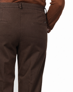 New York Carrot women’s chino pants in cotton and wool gabardine with carrot fit ①
