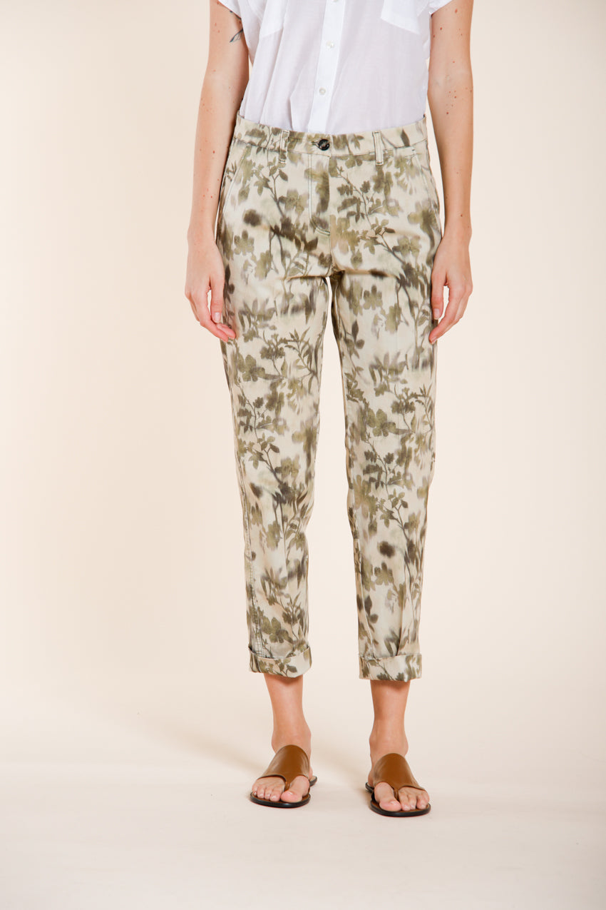 Marlene pantalone chino donna in gabardina stampa foglie carrot fit