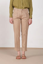 New York Carrot Sartoriale 1 Pince pantalone chino donna in raso di cotone e seta carrot fit ①