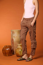 Asia Snake Damen Cargo-Hose in Modal Relaxed Fit