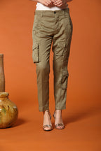 Asia Snake Damen Cargo-Hose in Modal Relaxed Fit