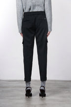 Chile Jogger women’s cargo pants in wool with relaxed fit