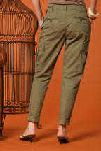 Judy Archivio Damen Cargo Hose aus Stretch-Baumwoll-Twill mit Stickerei Relaxed Fit