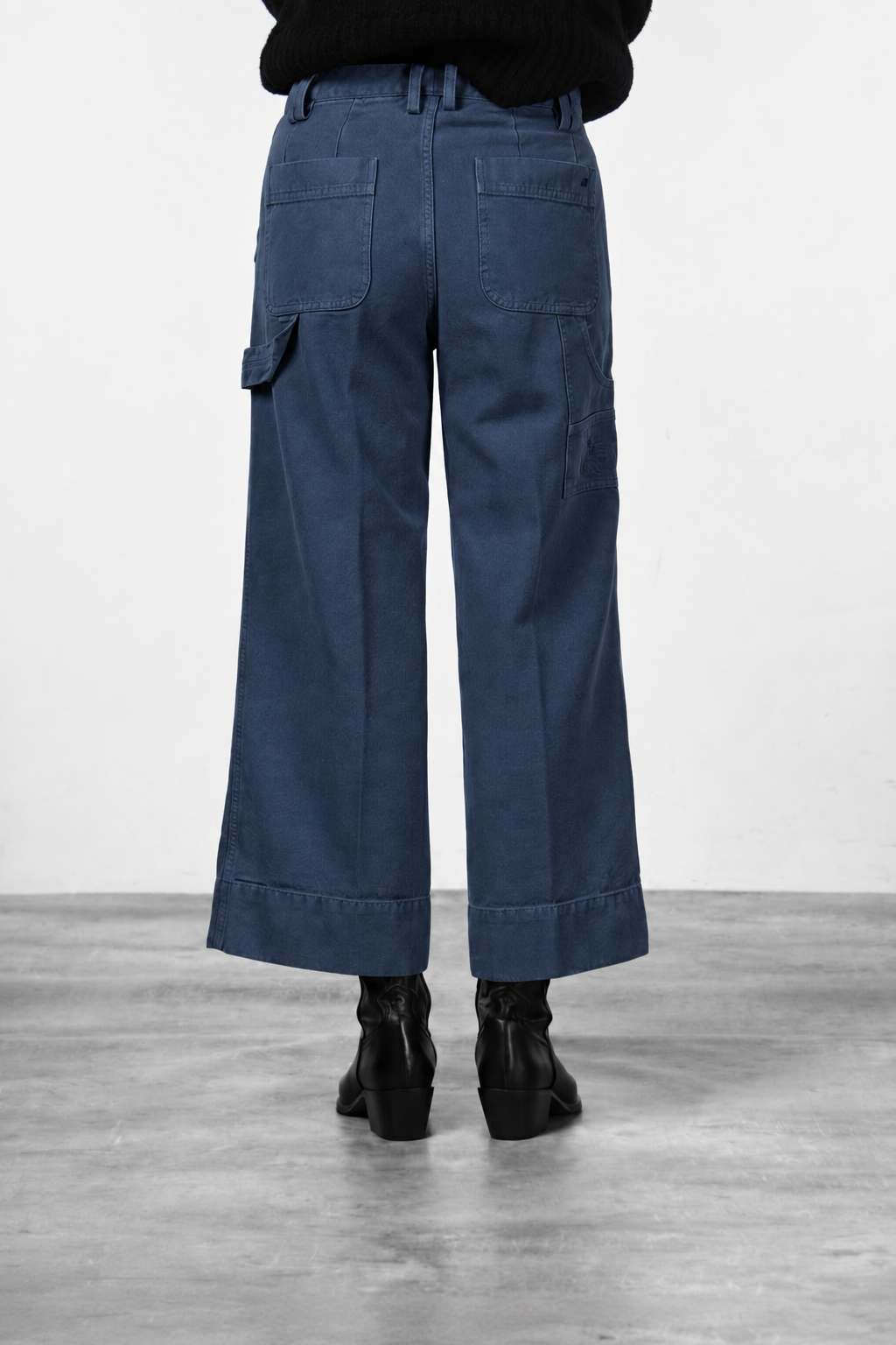 Dallas Wide women’s chino pants in canvas with straight fit