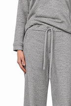 New York Studio Elax women’s chino pants in knit-effect jersey with straight fit