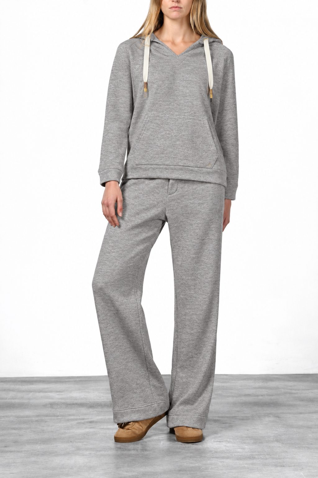New York Studio Elax women’s chino pants in knit-effect jersey with straight fit