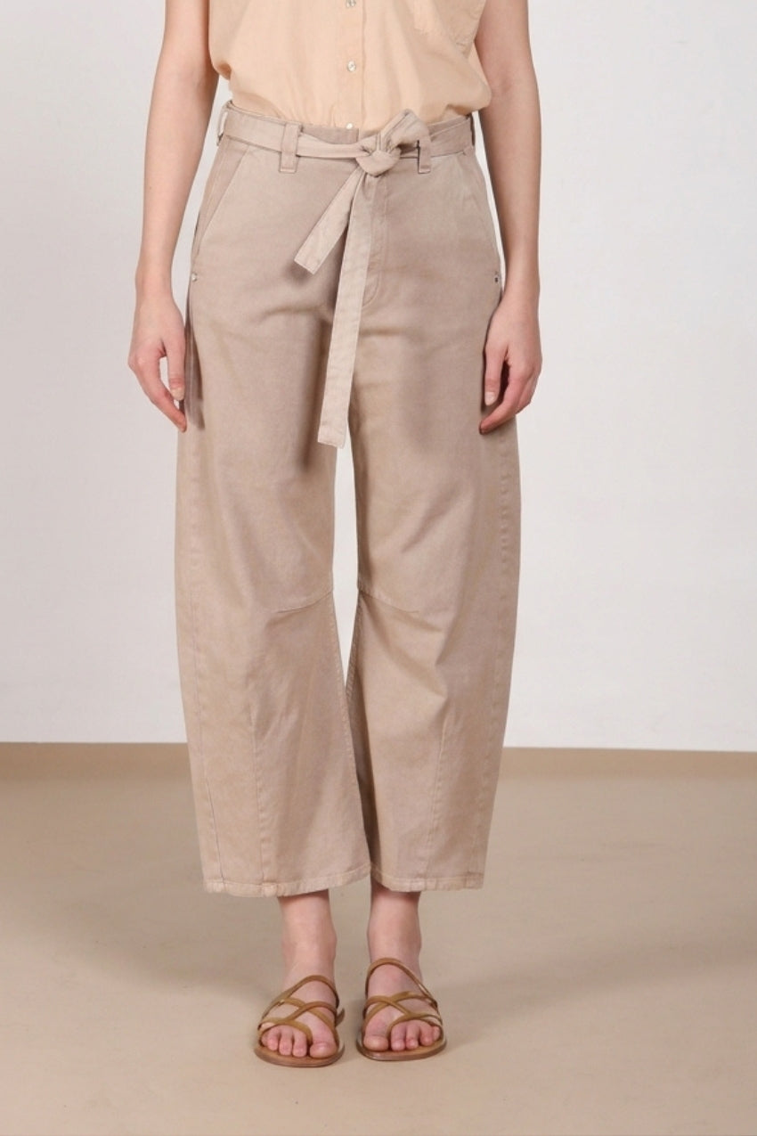 Vivienne City pantalón chino mujer en bull stretch balloon fit